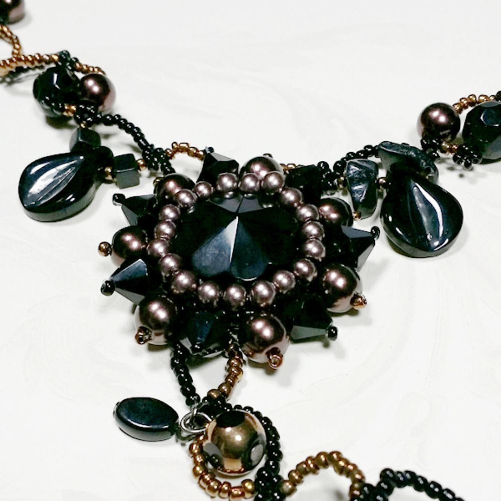 Elegant Black Necklace